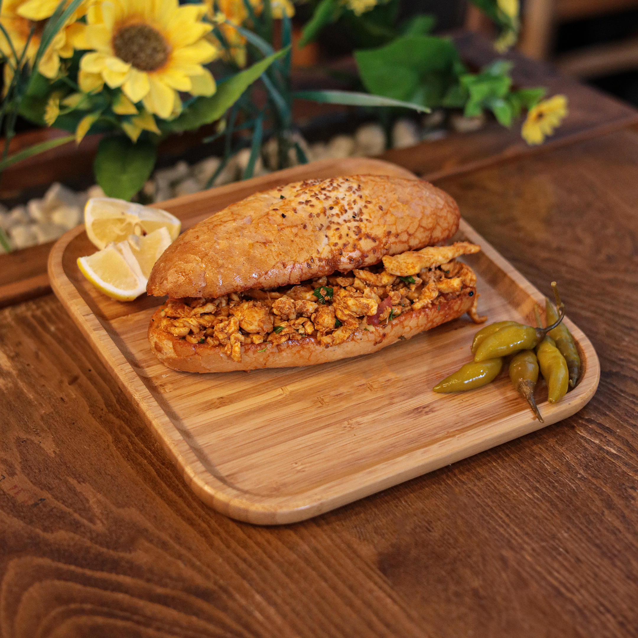 Tavuk Tantuni Ekmek Arası